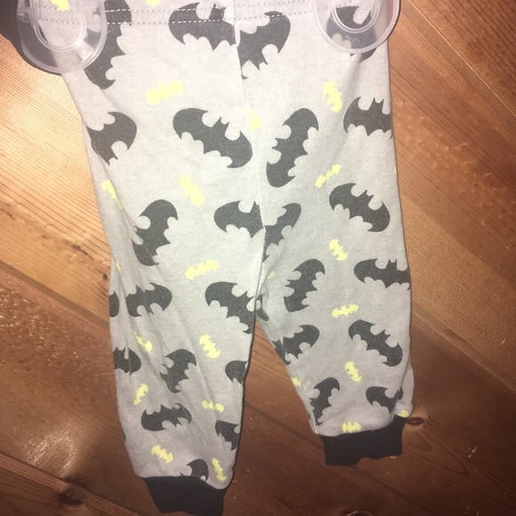 Batman PJ's - Picture 2 of 3